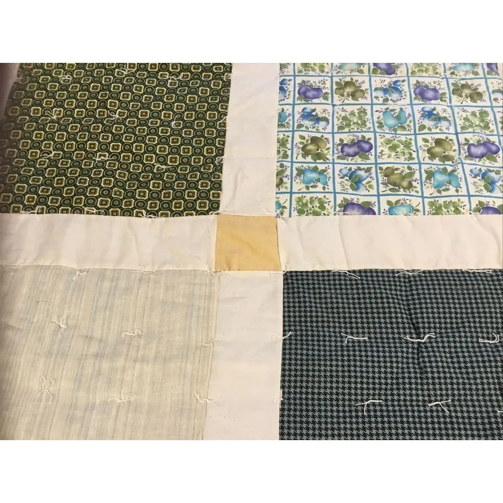 Handmade Patchwork Feed-sack Quilt 92x66 White blue multi‎ colors sewed & tacked